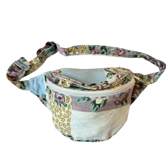 Handbags - Vtg Retro Floral Patchwork Fanny Pack Pastel Colorful Cottage grandma core